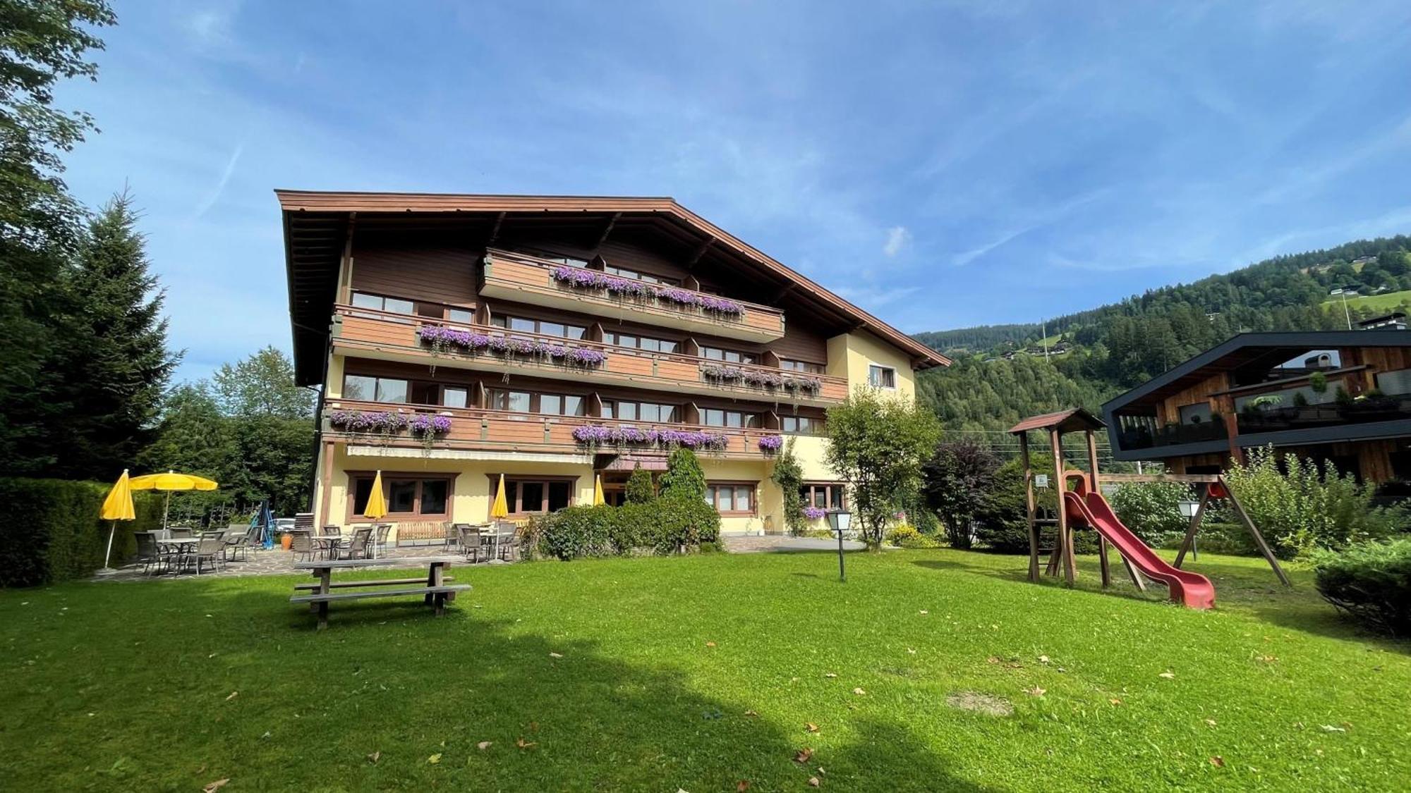 Parkhotel Kirchberg เคิร์ชแบร์ก อิน ทิโรล ภายนอก รูปภาพ